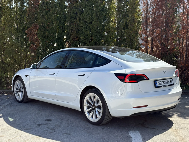 Tesla Model 3 Long Range AWD - автомобили, коли, обяви за нови и употребявани 5