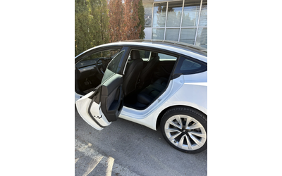 Tesla Model 3 Long Range AWD - автомобили, коли, обяви за нови и употребявани 8