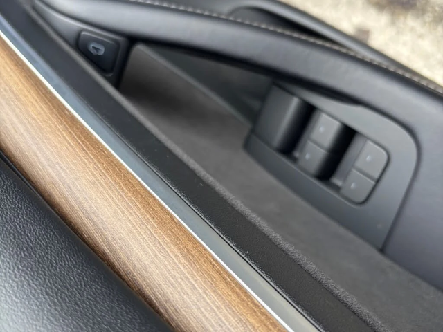 Tesla Model 3 RWD* АвтоКредит* (ЦЕНА ДО БГ) - автомобили, коли, обяви за нови и употребявани 10