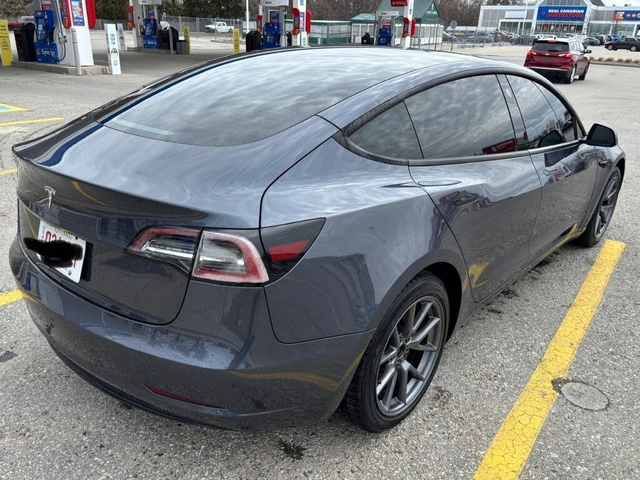 Tesla Model 3 RWD* АвтоКредит* (ЦЕНА ДО БГ) - автомобили, коли, обяви за нови и употребявани 3