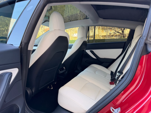 Tesla Model 3 DUAL MOTOR / LONG RANGE - автомобили, коли, обяви за нови и употребявани 10