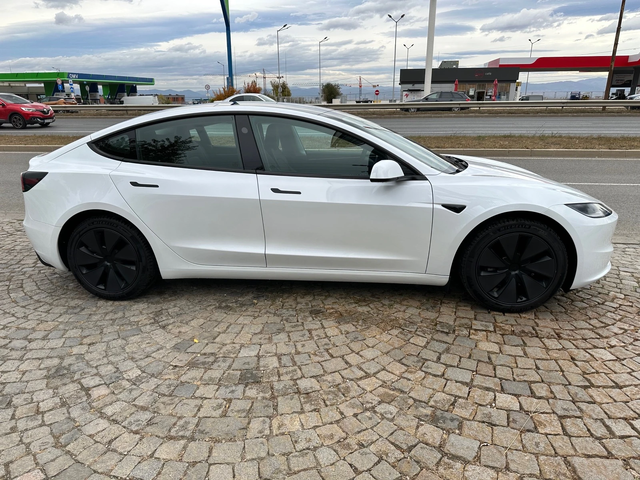 Tesla Model 3 2026-model\5км, REAR-WHEEL DRIVE или LONG RANGE - автомобили, коли, обяви за нови и употребявани 6
