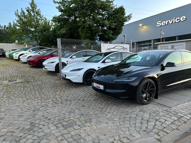 Tesla Model 3 Performance-2025 - автомобили, коли, обяви за нови и употребявани 5