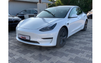 tesla-model-3 - 1