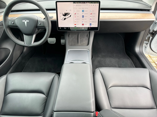 Tesla Model 3 5км, Rear-wheel drive, long range или Performance - автомобили, коли, обяви за нови и употребявани 11