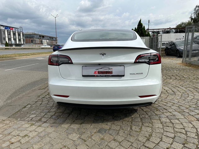 Tesla Model 3 5км, Rear-wheel drive, long range или Performance - автомобили, коли, обяви за нови и употребявани 7