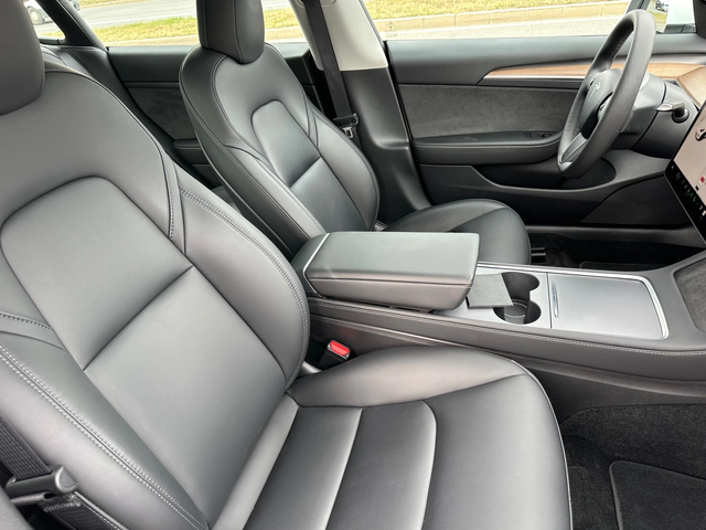 Tesla Model 3 5км, Rear-wheel drive, long range или Performance - автомобили, коли, обяви за нови и употребявани 9