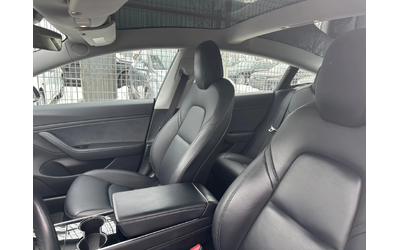Tesla Model 3 Long Range/4x4 - автомобили, коли, обяви за нови и употребявани 7