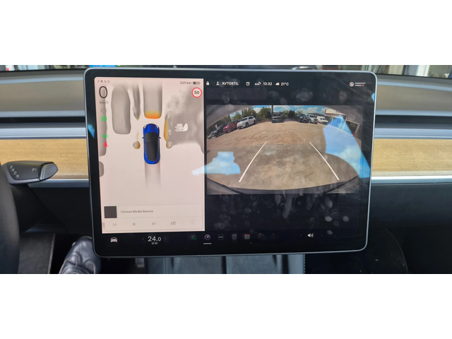 Tesla Model 3 Dual Motor AWD 2023г. ; 42983км. Face с термопомпа - автомобили, коли, обяви за нови и употребявани 11