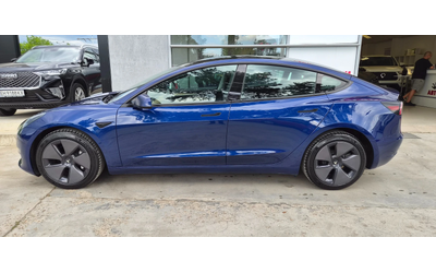 Tesla Model 3 Dual Motor AWD 2023г. ; 42983км. Face с термопомпа - автомобили, коли, обяви за нови и употребявани 6