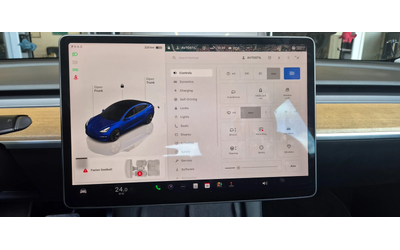 Tesla Model 3 Dual Motor AWD 2023г. ; 42983км. Face с термопомпа - автомобили, коли, обяви за нови и употребявани 15