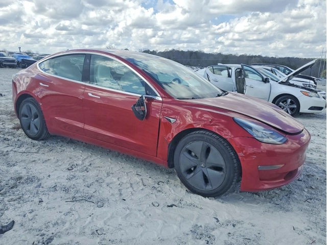 Tesla Model 3 АВТОКРЕДИТ - автомобили, коли, обяви за нови и употребявани 3