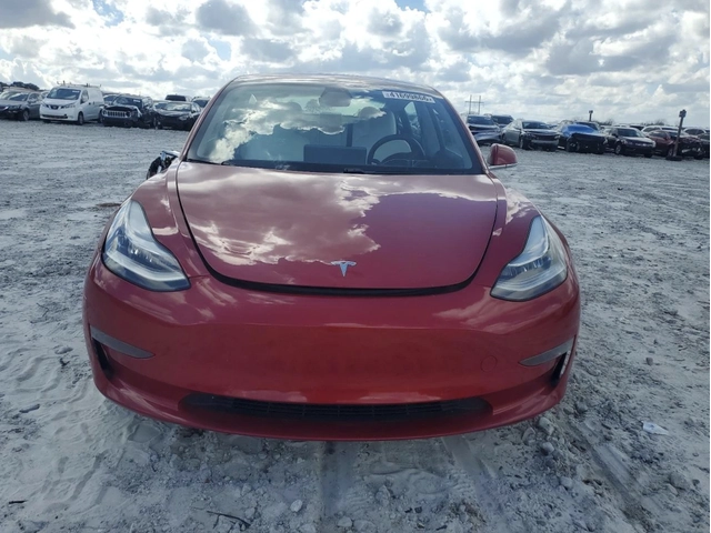 Tesla Model 3 АВТОКРЕДИТ - автомобили, коли, обяви за нови и употребявани 4