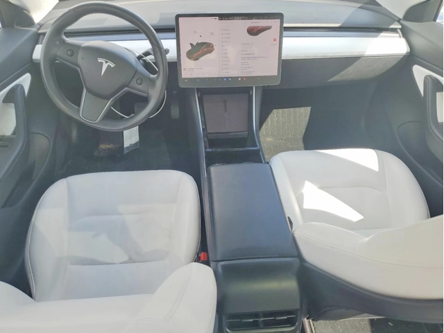 Tesla Model 3 АВТОКРЕДИТ - автомобили, коли, обяви за нови и употребявани 7