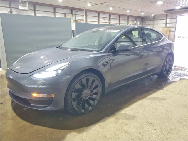 Tesla Model 3 Performance AWD - автомобили, коли, обяви за нови и употребявани 0