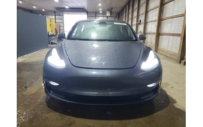 Tesla Model 3 Performance AWD - автомобили, коли, обяви за нови и употребявани 4
