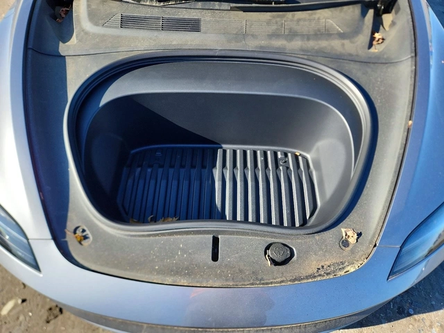 Tesla Model 3 - автомобили, коли, обяви за нови и употребявани 10