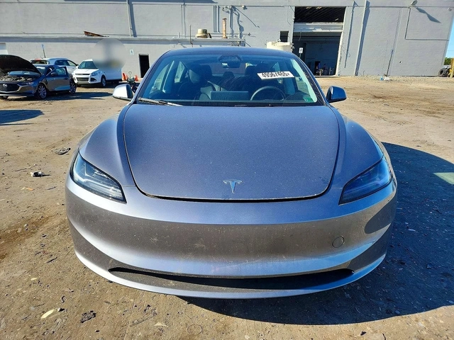 Tesla Model 3 - автомобили, коли, обяви за нови и употребявани 1