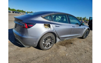 Tesla Model 3 - автомобили, коли, обяви за нови и употребявани 4