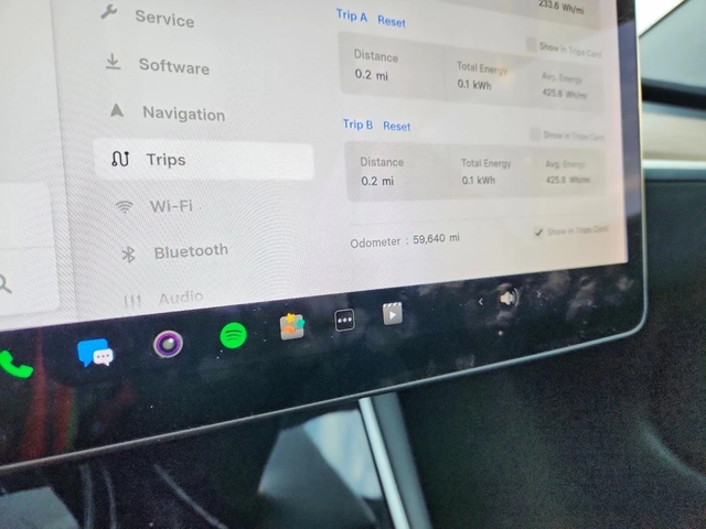 Tesla Model 3 RWD - автомобили, коли, обяви за нови и употребявани 8