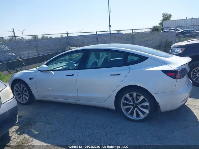 Tesla Model 3 3 - автомобили, коли, обяви за нови и употребявани 11