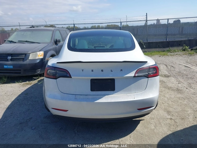Tesla Model 3 3 - автомобили, коли, обяви за нови и употребявани 13