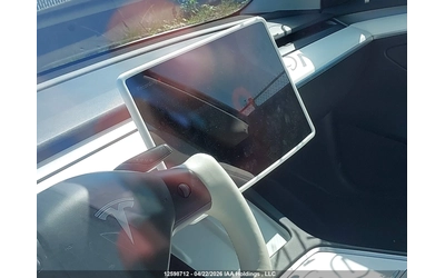 Tesla Model 3 3 - автомобили, коли, обяви за нови и употребявани 6