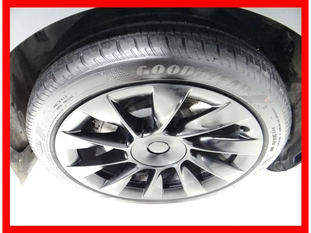 Tesla Model 3 Y LONG RANGE AWD - автомобили, коли, обяви за нови и употребявани 6