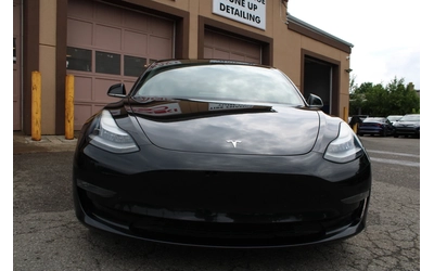 tesla-model-3 - 1
