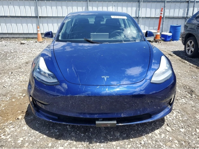 Tesla Model 3 Long Range / AWD - автомобили, коли, обяви за нови и употребявани 4