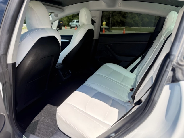 Tesla Model 3 DUAL MOTOR / LONG RANGE / AWD / - автомобили, коли, обяви за нови и употребявани 11