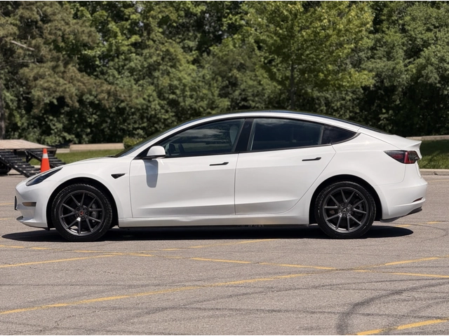 Tesla Model 3 DUAL MOTOR / LONG RANGE / AWD / - автомобили, коли, обяви за нови и употребявани 8