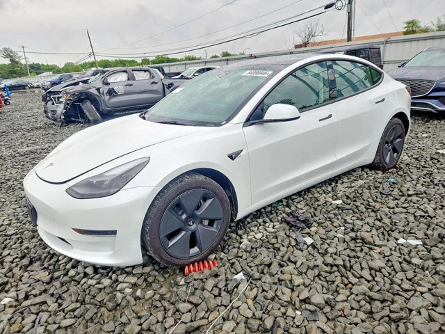 Tesla Model 3 - автомобили, коли, обяви за нови и употребявани 0