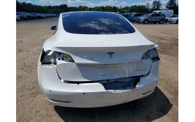 tesla-model-3 - 5