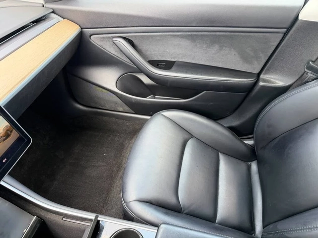 Tesla Model 3 * LONG RANGE* DUAL MOTOR ALL-WHE* KEYLESS* Camera* - автомобили, коли, обяви за нови и употребявани 12