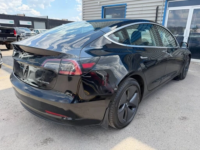 Tesla Model 3 * LONG RANGE* DUAL MOTOR ALL-WHE* KEYLESS* Camera* - автомобили, коли, обяви за нови и употребявани 4