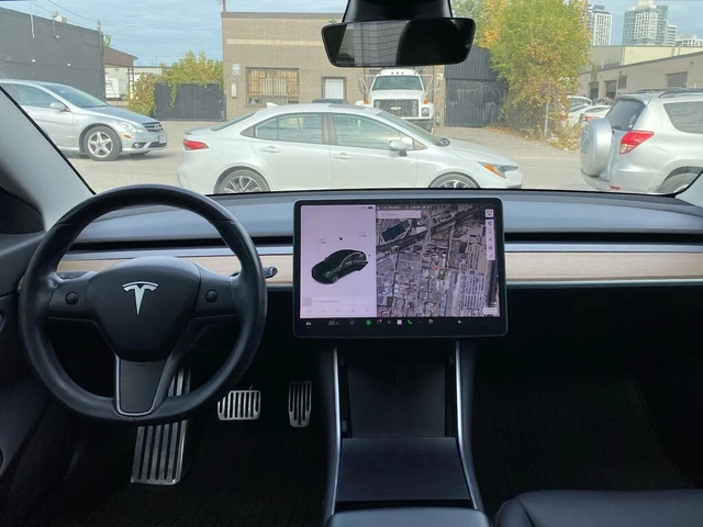 Tesla Model 3 4x4* LONG RANGE* PANO - автомобили, коли, обяви за нови и употребявани 7