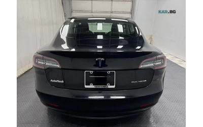 tesla-model-3 - 4