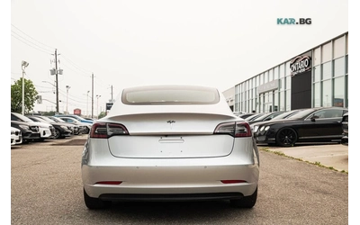 tesla-model-3 - 4