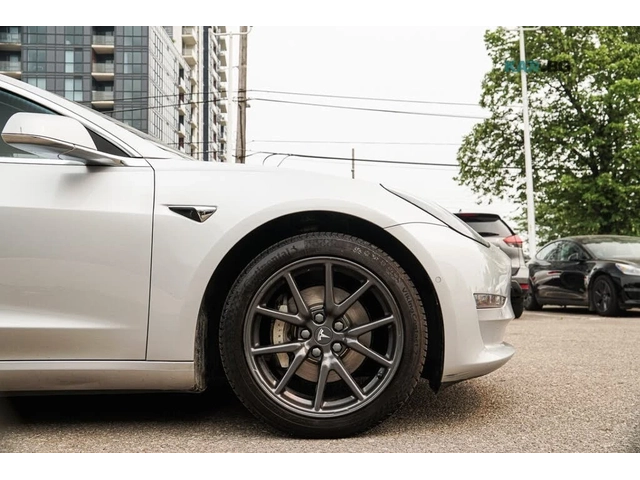 Tesla Model 3 Long Range* 4x4 - автомобили, коли, обяви за нови и употребявани 6