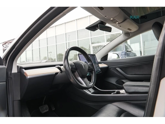 Tesla Model 3 Long Range* 4x4 - автомобили, коли, обяви за нови и употребявани 7