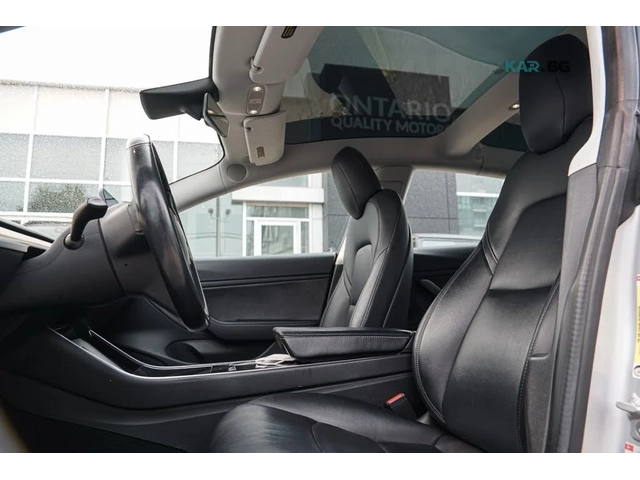 Tesla Model 3 Long Range* 4x4 - автомобили, коли, обяви за нови и употребявани 8