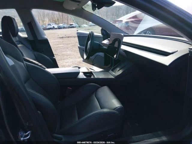 Tesla Model 3 PERFORMANCE* DUAL MOTOR* КОЖА* ПОДГРЕВ* ПАНОРАМА* - автомобили, коли, обяви за нови и употребявани 4