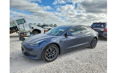 tesla-model-3 - 0