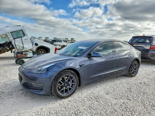 Tesla Model 3 Long Range AWD - автомобили, коли, обяви за нови и употребявани 0