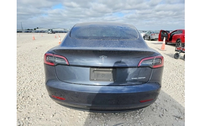 tesla-model-3 - 5