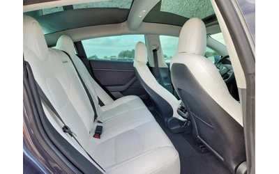 Tesla Model 3 Long Range AWD - автомобили, коли, обяви за нови и употребявани 9