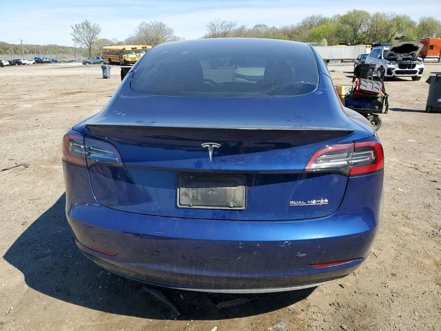 Tesla Model 3 Long Range AWD - автомобили, коли, обяви за нови и употребявани 5
