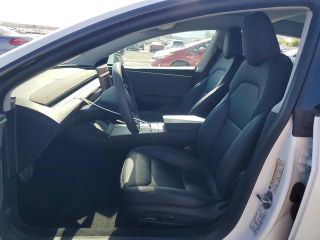 Tesla Model 3 Long Range RWD - автомобили, коли, обяви за нови и употребявани 6