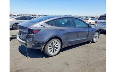 tesla-model-3 - 5